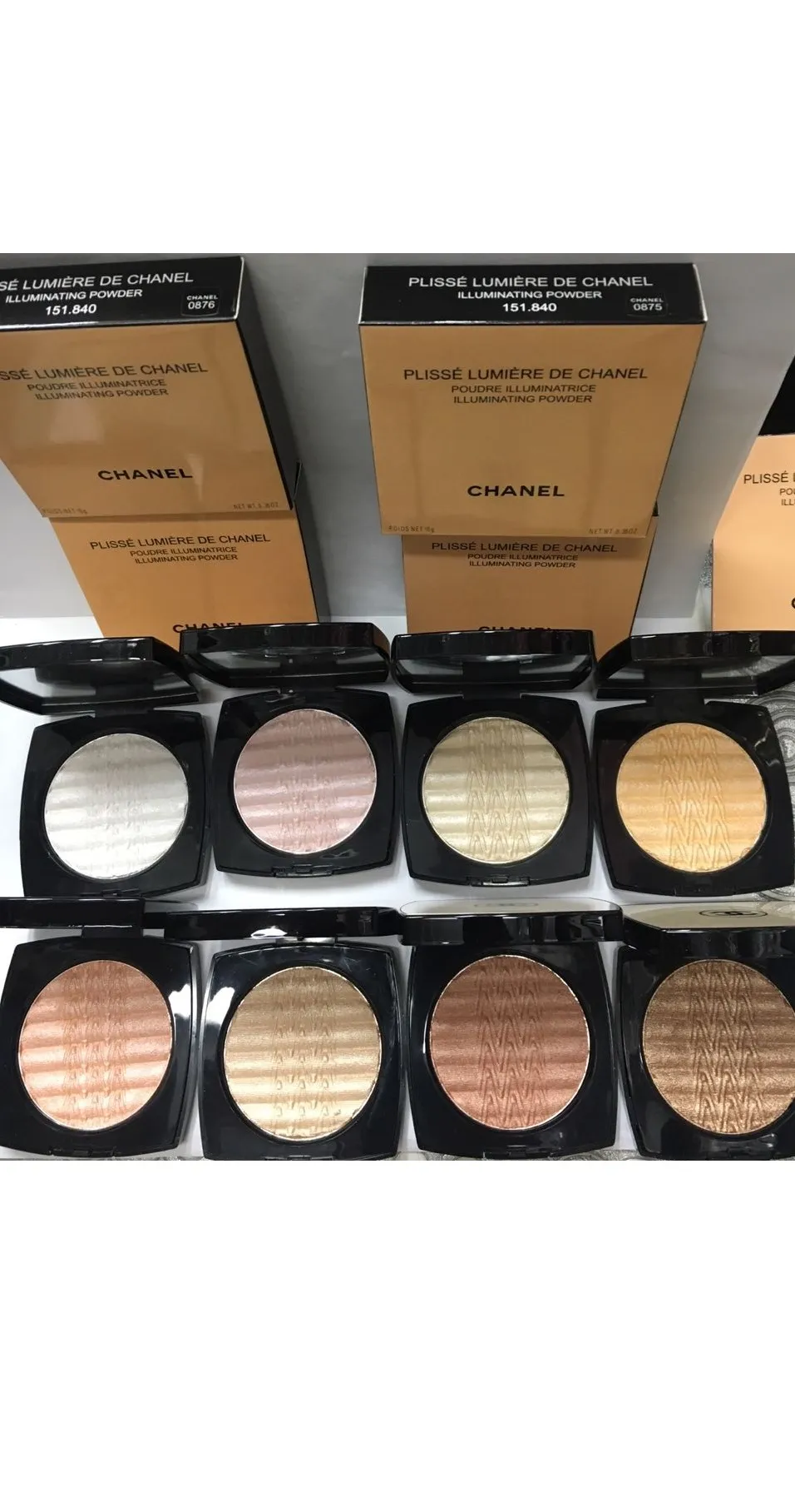 Сияющая пудра Plisse Lumeere Chanel